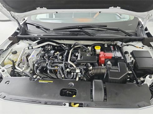Certified 2025 Nissan Sentra SV FWD image 29