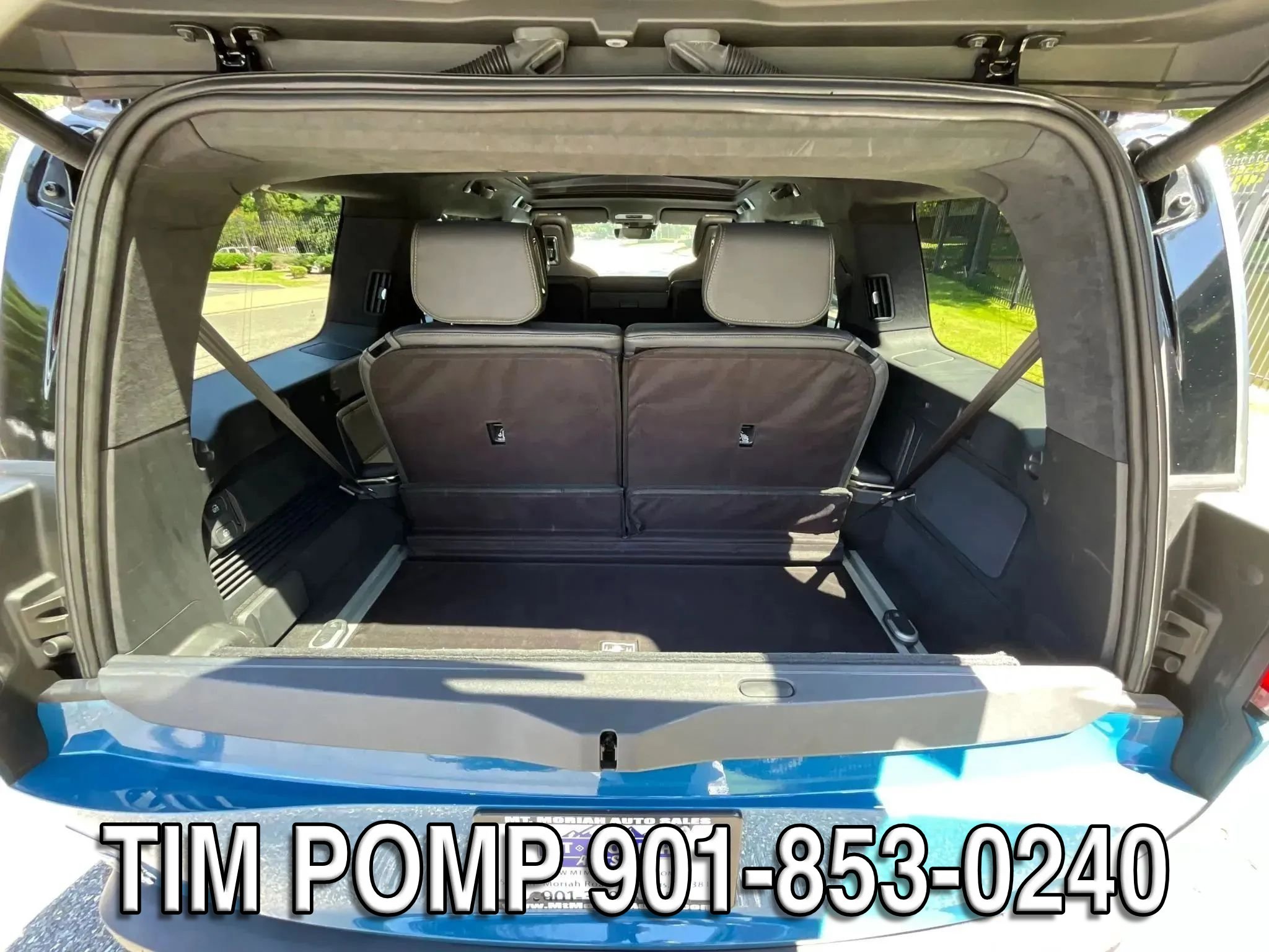 Used 2023 Rivian R1S Adventure Quad AWD/4WD image 17