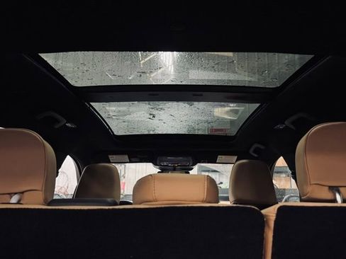 Used 2022 Lincoln Corsair Reserve w/ Equipment Group 201A image 23