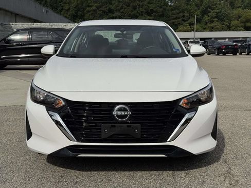 Used 2025 Nissan Sentra SV FWD image 26