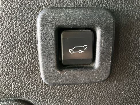 Used 2016 Ford Expedition EL Limited w/ Equipment Group 301A image 38