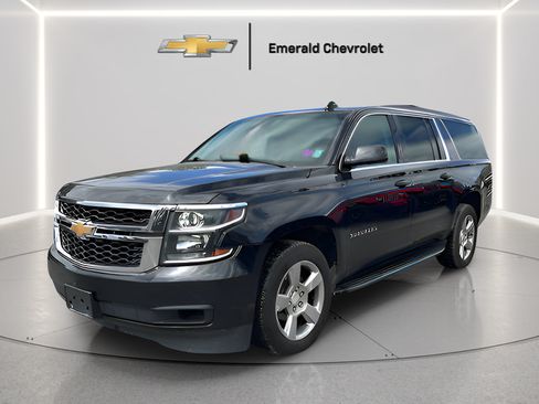 Used 2018 Chevrolet Suburban LT AWD/4WD image 1