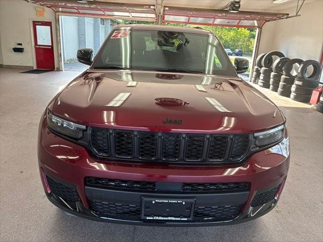 Certified 2025 Jeep Grand Cherokee L Laredo AWD/4WD image 2