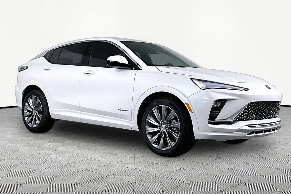 New 2026 Buick Envista Avenir FWD image 3