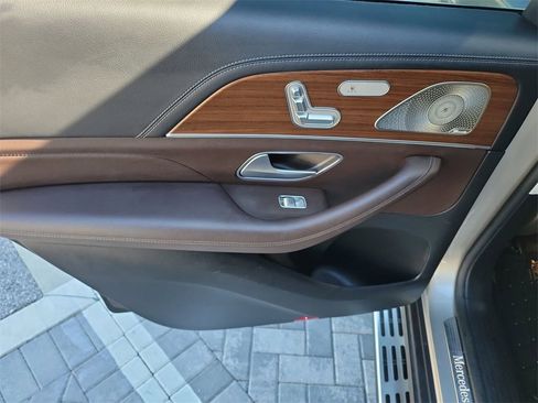 Used 2022 Mercedes-Benz GLS 450 4MATIC image 22