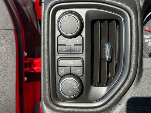 Used 2023 Chevrolet Silverado 1500 Custom Trail Boss w/ LPO, Dark Essentials Package image 21