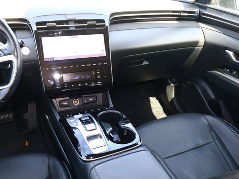 Used 2023 Hyundai Tucson Limited FWD image 12
