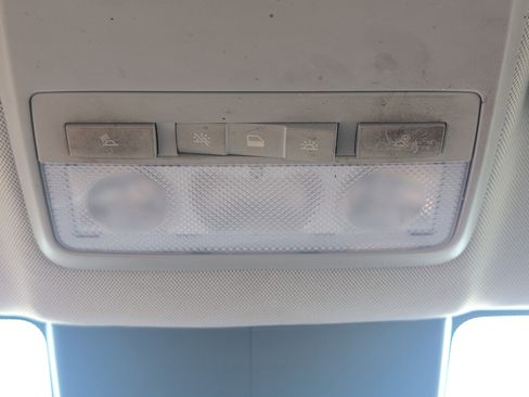 Used 2019 Buick Encore Preferred FWD image 17