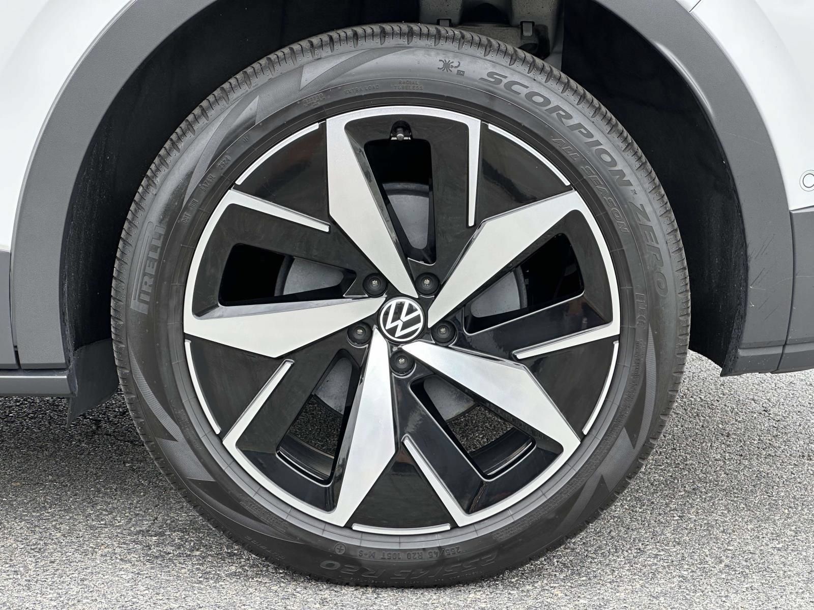 Certified 2024 Volkswagen ID.4 Pro S AWD/4WD image 17