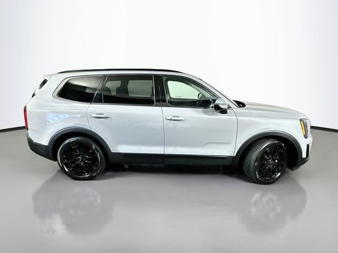 Used 2022 Kia Telluride SX w/ Nightfall Edition Package AWD/4WD image 8
