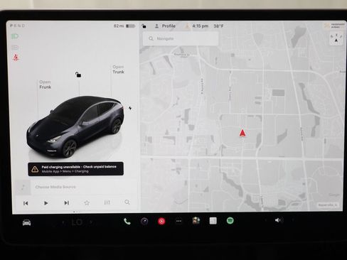 Used 2024 Tesla Model Y Long Range AWD/4WD image 8