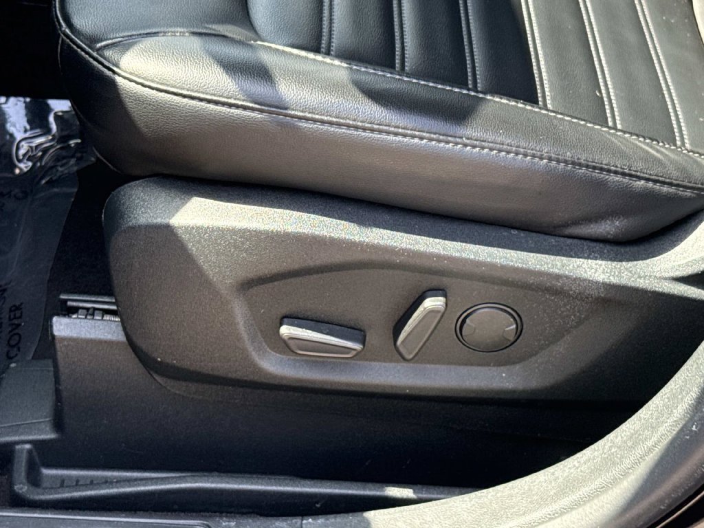 Used 2020 Ford Edge SEL w/ Convenience Package FWD image 24