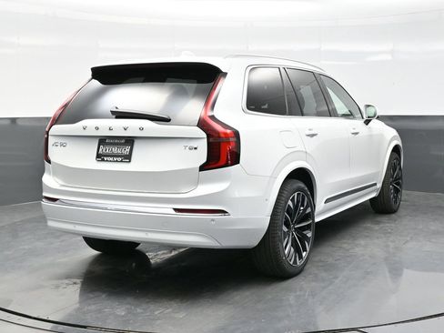 New 2026 Volvo XC90 T8 Ultra w/ Protection Package AWD/4WD image 2