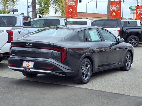 Used 2025 Kia K4 FWD image 4