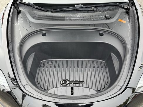 Used 2021 Tesla Model 3 Standard Range Plus image 16