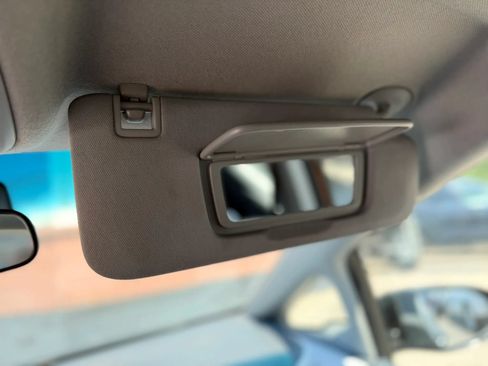 Used 2020 Chevrolet Bolt LT FWD image 29