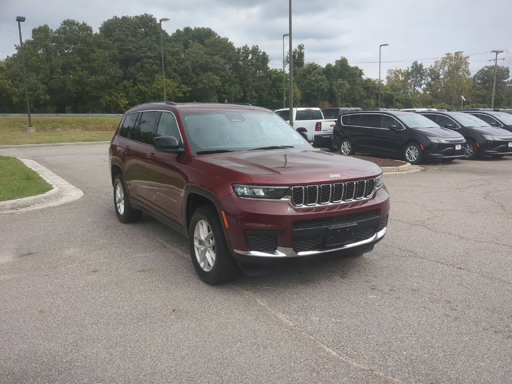 Used 2022 Jeep Grand Cherokee L Laredo w/ Luxury Tech Group I AWD/4WD image 7
