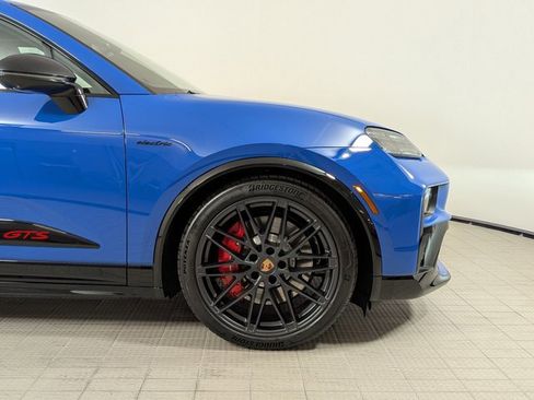 New 2026 Porsche Macan GTS Electric image 11