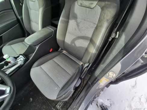 Used 2024 Chevrolet Trax LT w/ Driver Confidence Package image 10