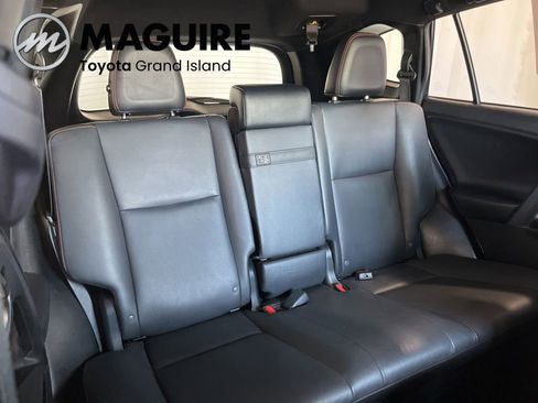 Used 2018 Toyota RAV4 SE w/ Advanced Technology Package AWD/4WD image 34