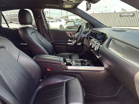 Used 2021 Mercedes-Benz GLA 250 image 32