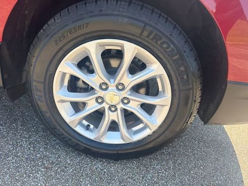 Used 2019 Chevrolet Equinox LT w/ Driver Convenience Package FWD image 10