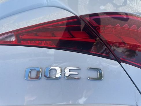 Used 2023 Mercedes-Benz C 300 Sedan image 6