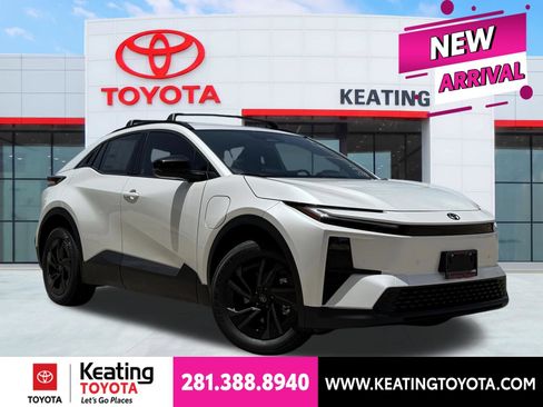 Used 2026 Toyota C-HR AWD/4WD image 1