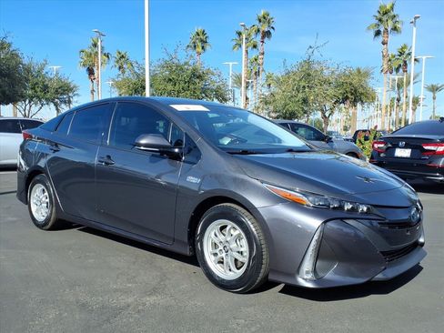 Certified 2020 Toyota Prius Prime XLE image 5