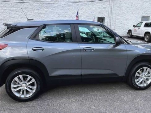 Used 2021 Chevrolet TrailBlazer LS FWD image 9