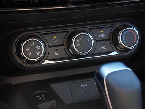 New 2026 Nissan Kicks S image 15