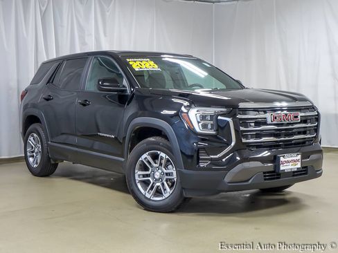 Used 2025 GMC Terrain Elevation AWD/4WD image 2