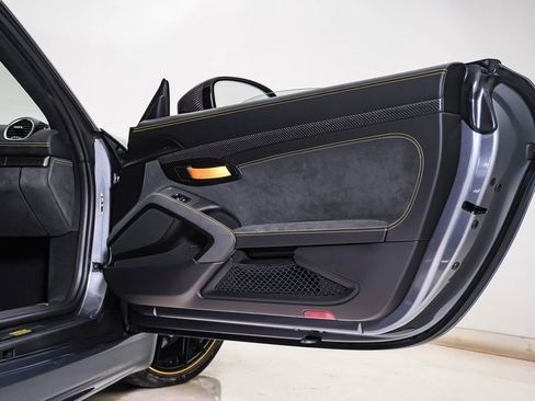 Certified 2025 Porsche 718 Boxster Spyder RS image 19