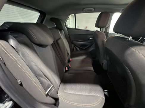Used 2020 Chevrolet Trax LS w/ Tint and Cruise Package FWD image 22