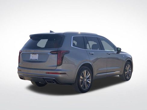 Used 2024 Cadillac XT6 Premium Luxury FWD image 4