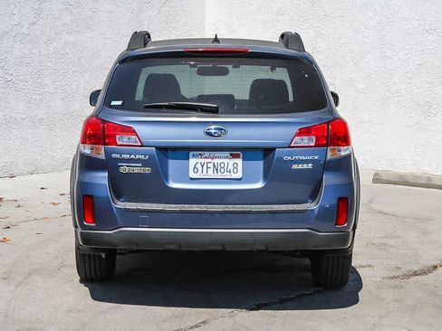 Used 2013 Subaru Outback 2.5i Limited AWD/4WD image 5