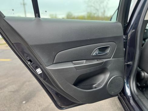 Used 2016 Chevrolet Cruze LT FWD image 30