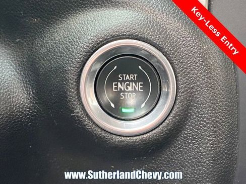 Used 2021 Chevrolet Silverado 1500 LT image 30