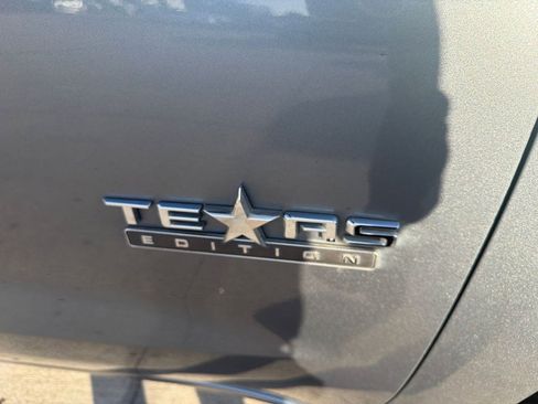 Used 2019 Chevrolet Silverado 1500 LT w/ Texas Edition RWD image 4