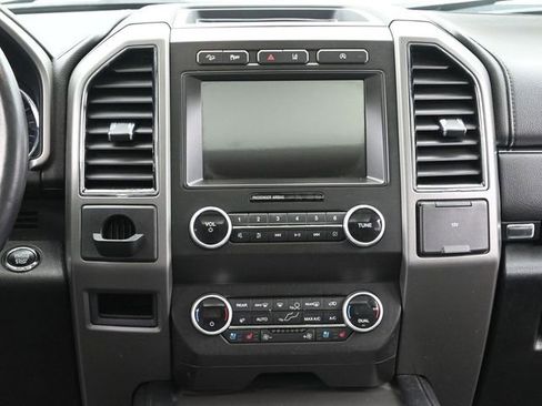 Used 2021 Ford Expedition Max XLT image 28