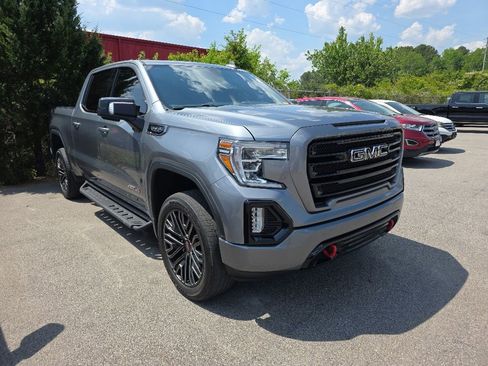 Used 2019 GMC Sierra 1500 AT4 w/ AT4 Preferred Package AWD/4WD image 2