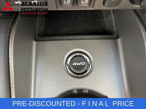 Used 2025 Mitsubishi Outlander Sport SEL AWD/4WD image 66