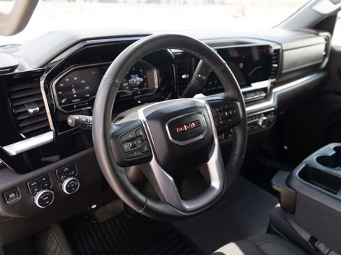 Used 2024 GMC Sierra 1500 Elevation w/ X31 Off-Road Package AWD/4WD image 21