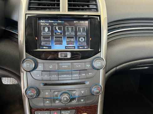 Used 2013 Chevrolet Malibu LT FWD image 16