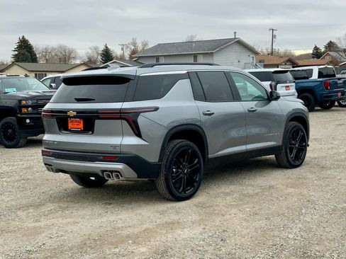 New 2026 Chevrolet Traverse LT w/ LPO, Floor Liner Package image 5
