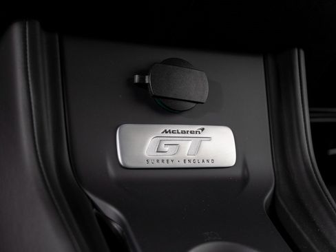 Used 2023 McLaren GT image 21