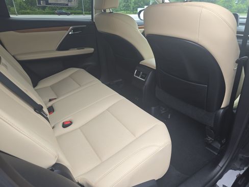 Used 2022 Lexus RX 350 FWD w/ Premium Package image 11
