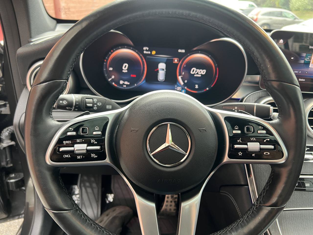 Used 2020 Mercedes-Benz GLC 300 4MATIC w/ AMG Line image 26