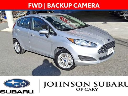 Used 2018 Ford Fiesta SE image 2