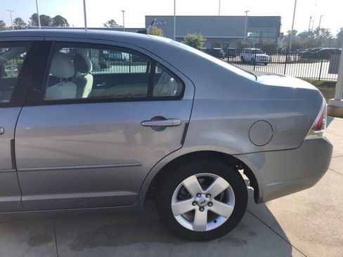 Used 2007 Ford Fusion SE image 18